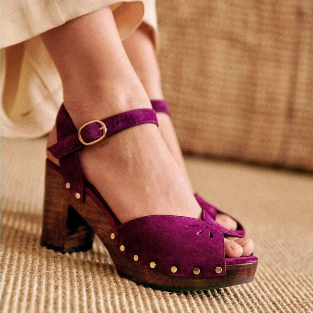 Sézane Sienna Studded Clogs in Cassis Suede EU size 40/US 9